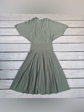 The Fold | Dresses | The Fold Ellingham Dark Green Wool Dress | Poshmark